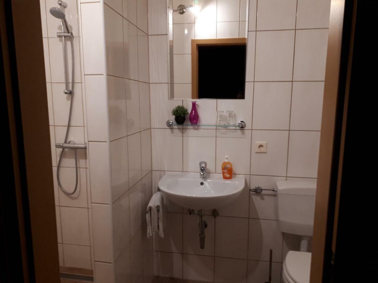 Herberg Die Alte Schleuse Мандершайд Екстериор снимка